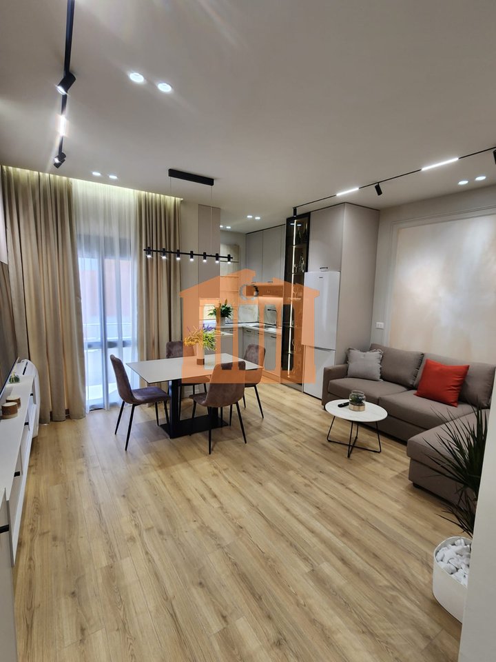 APARTAMENT 1+1 NE PLAZH-ILIRIA DURRES,PER SHITJE!
