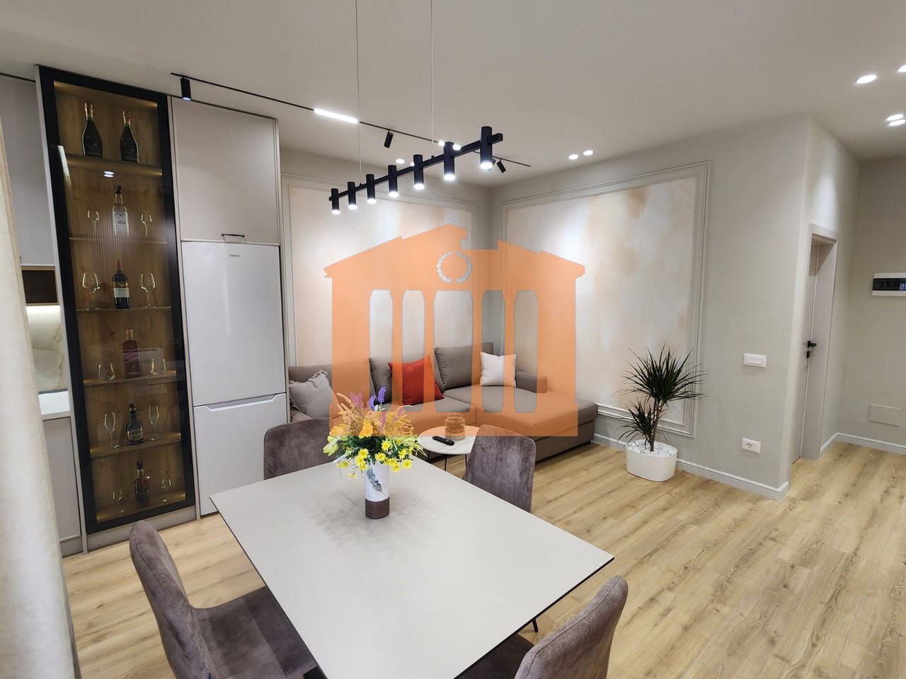 APARTAMENT 1+1 NE PLAZH-ILIRIA DURRES,PER SHITJE!