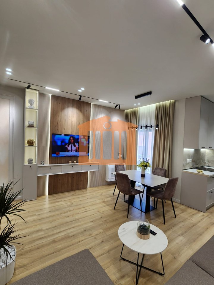 APARTAMENT 1+1 NE PLAZH-ILIRIA DURRES,PER SHITJE!
