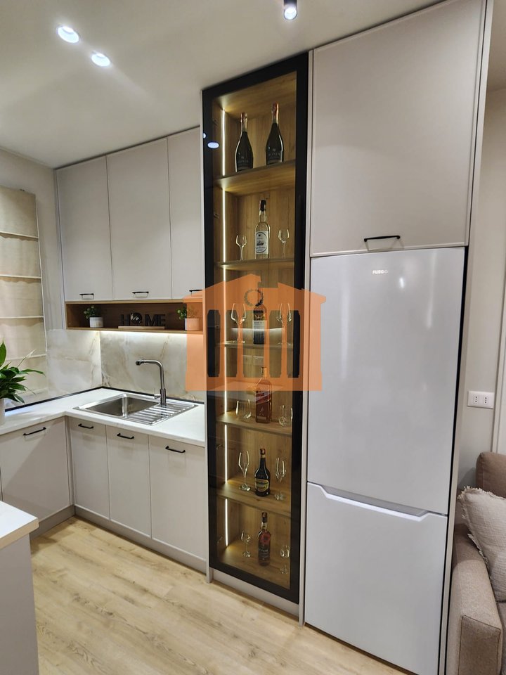APARTAMENT 1+1 NE PLAZH-ILIRIA DURRES,PER SHITJE!