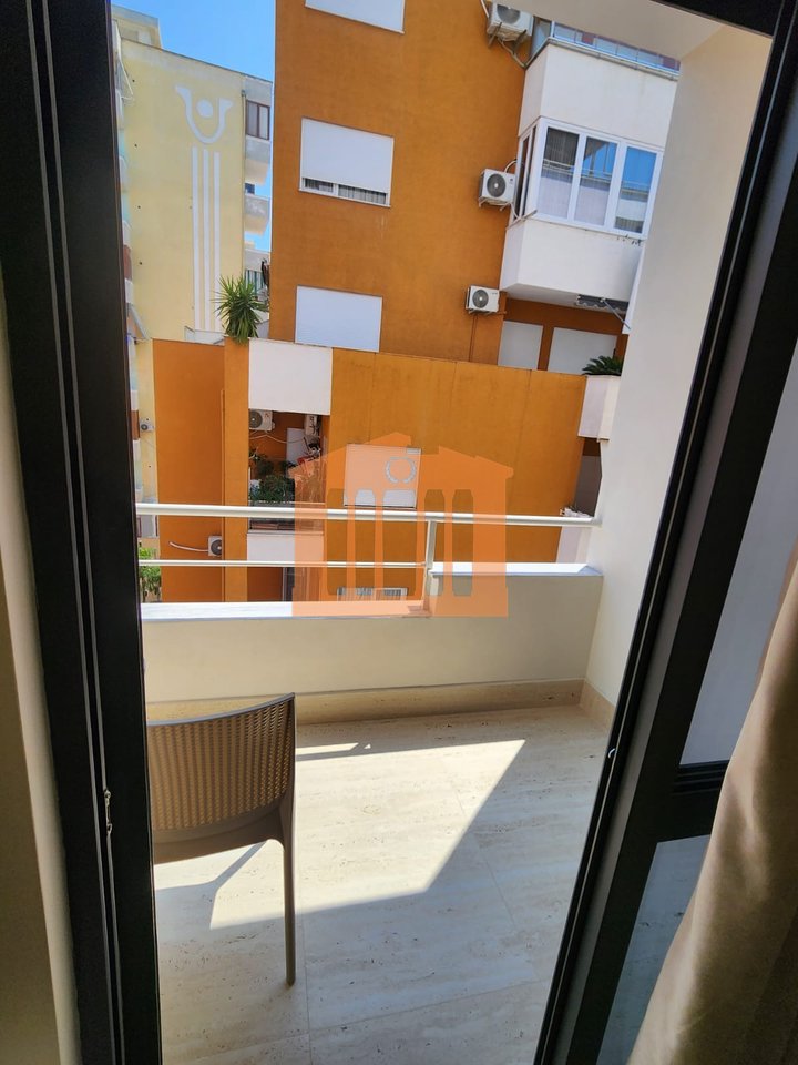 APARTAMENT 1+1 NE PLAZH-ILIRIA DURRES,PER SHITJE!