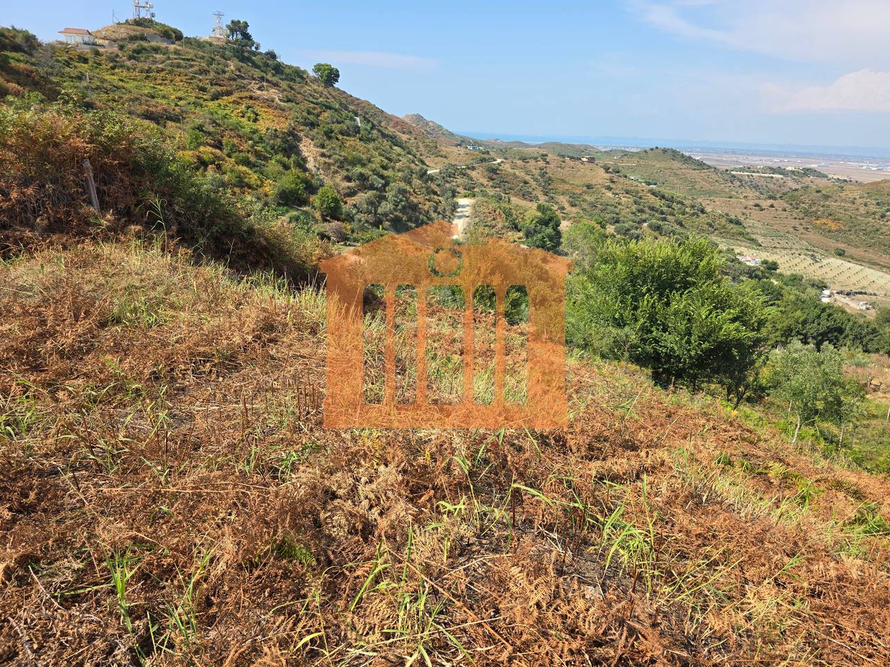 LAND IN CURRILA HILL FOR SALE!