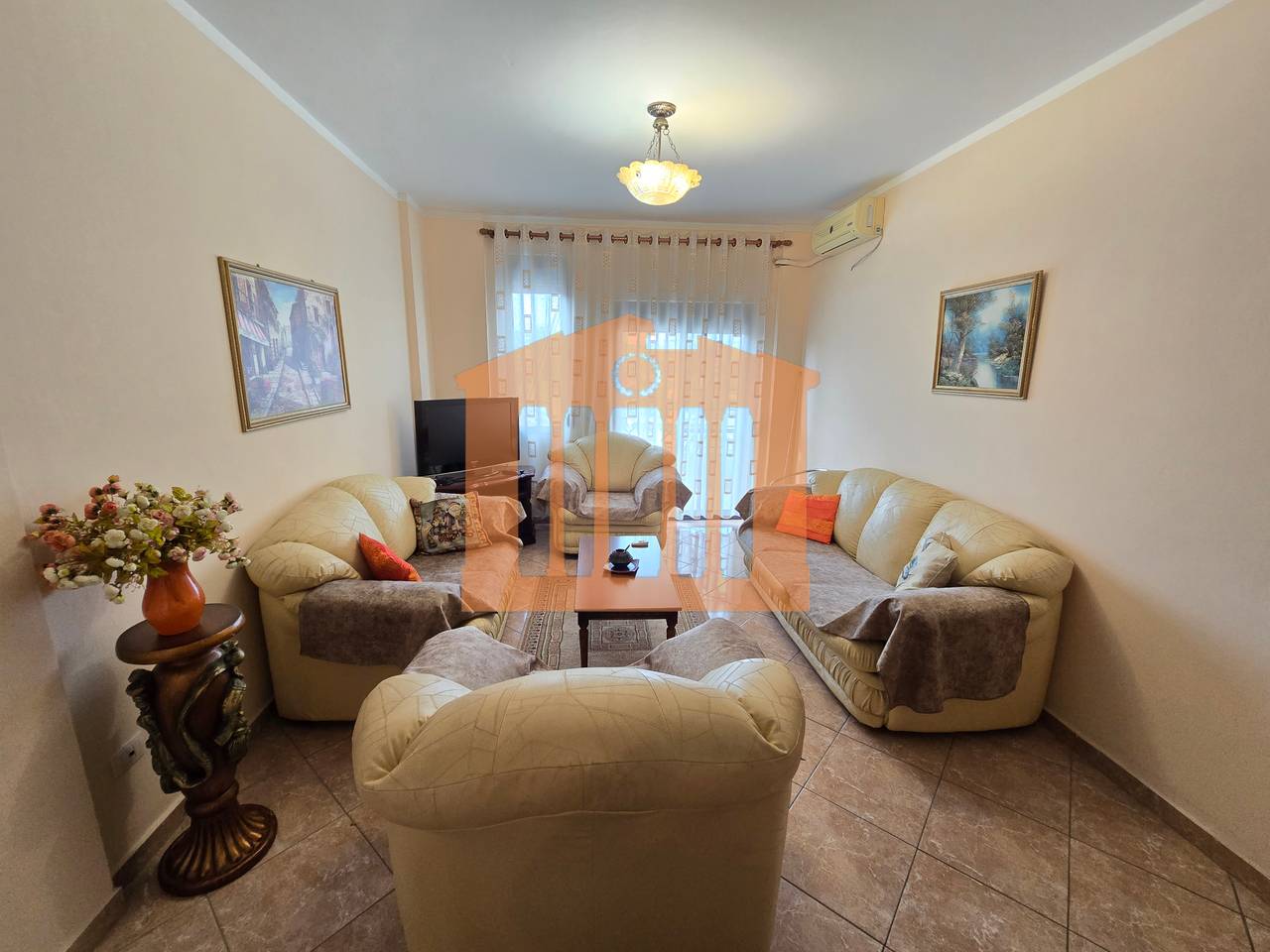 APPARTAMENTO 1+1 IN CENTRO, IN AFFITTO!