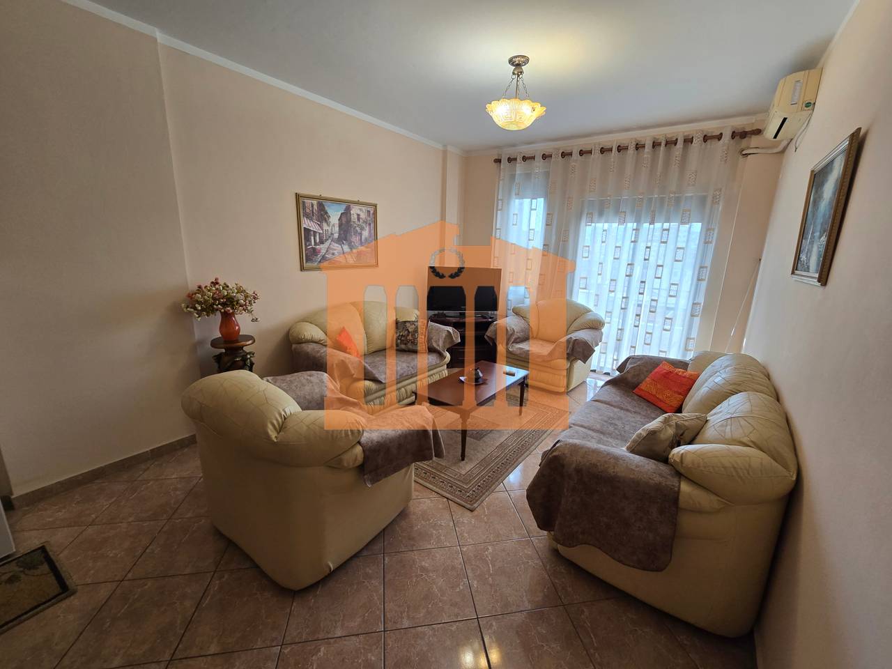 APPARTAMENTO 1+1 IN CENTRO, IN AFFITTO!