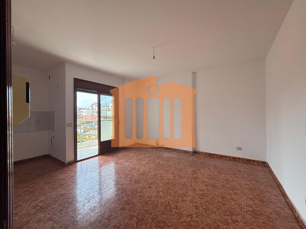 APARTAMENT 1+1 NE DURRES, PER SHITJE !