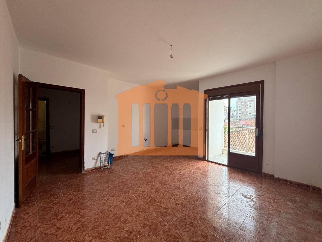 APARTAMENT 1+1 NE DURRES, PER SHITJE !