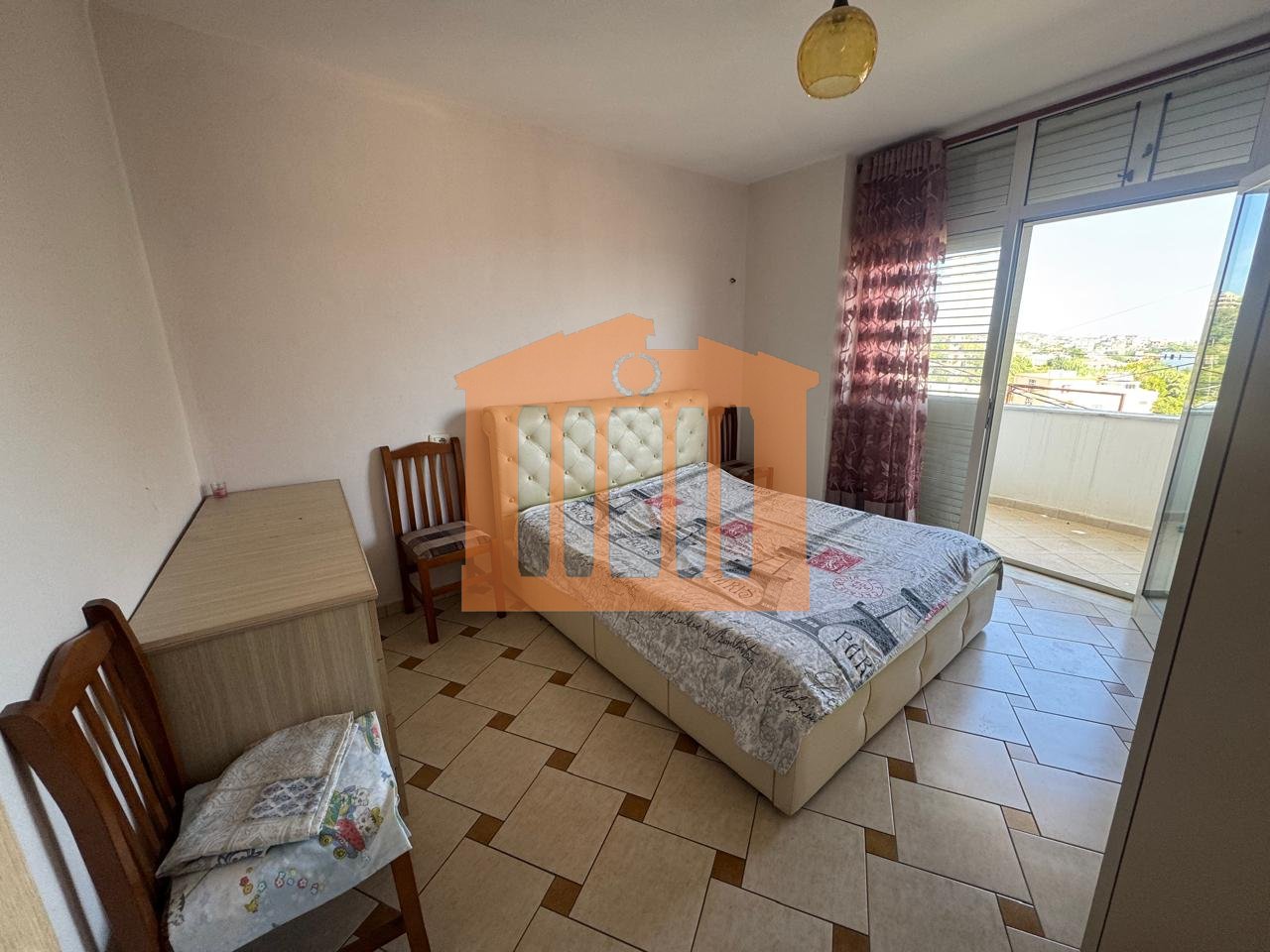 APARTAMENT 2+1 TEK VILA ZOGUT DURRES, PER QIRA !