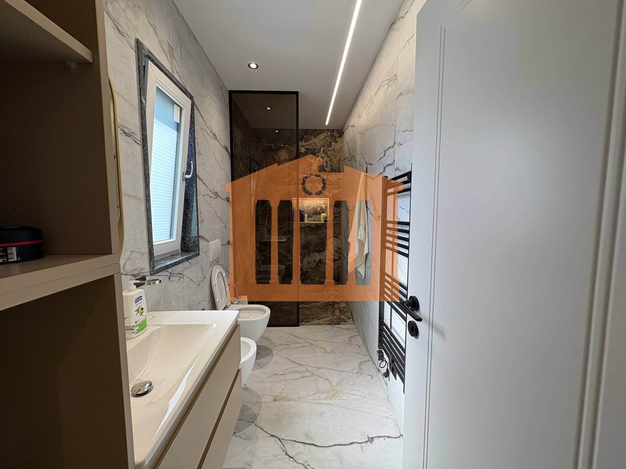 VILE FOR SALE IN "ISH KENETE" DURRES!