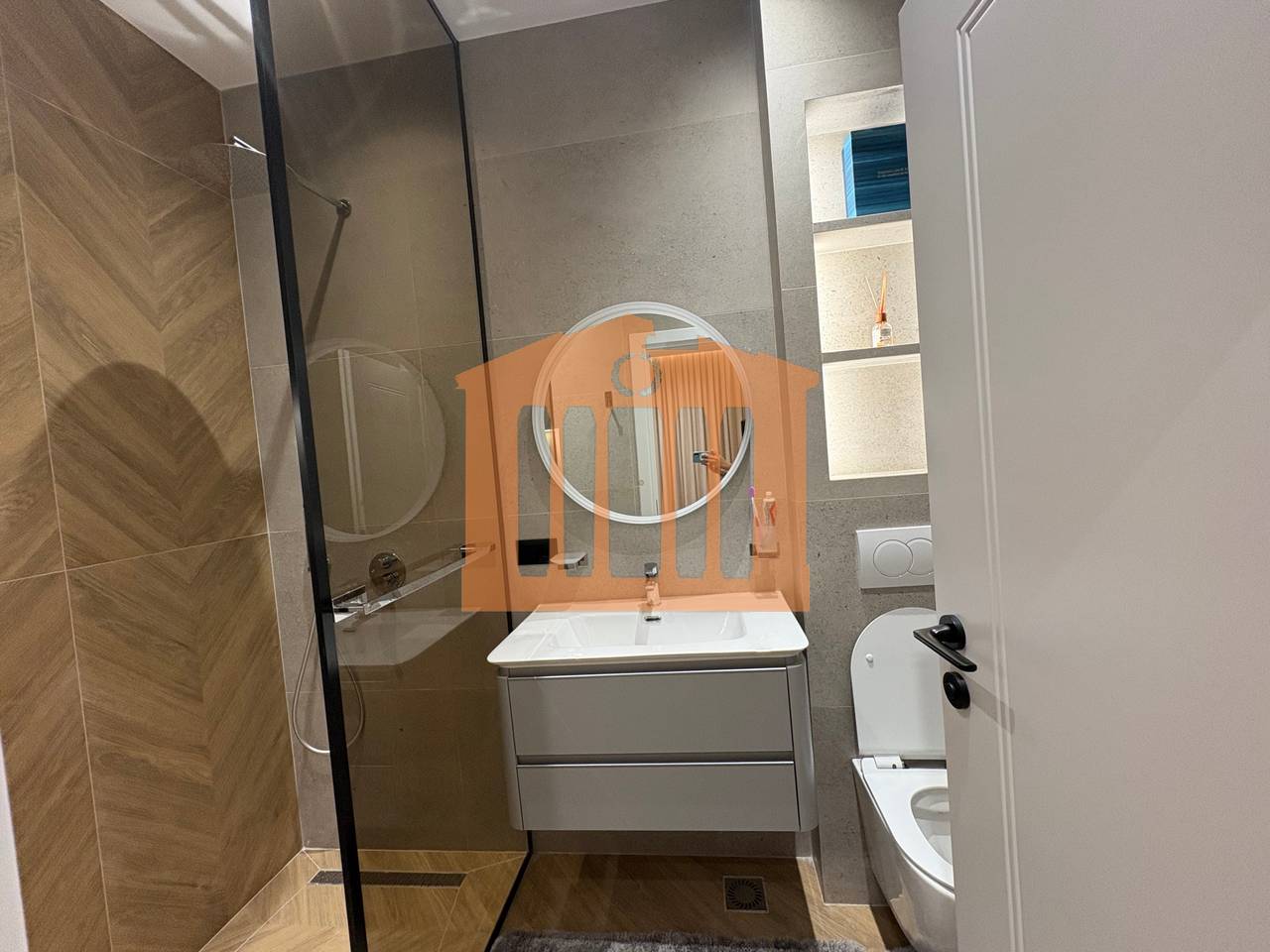 VILE FOR SALE IN "ISH KENETE" DURRES!