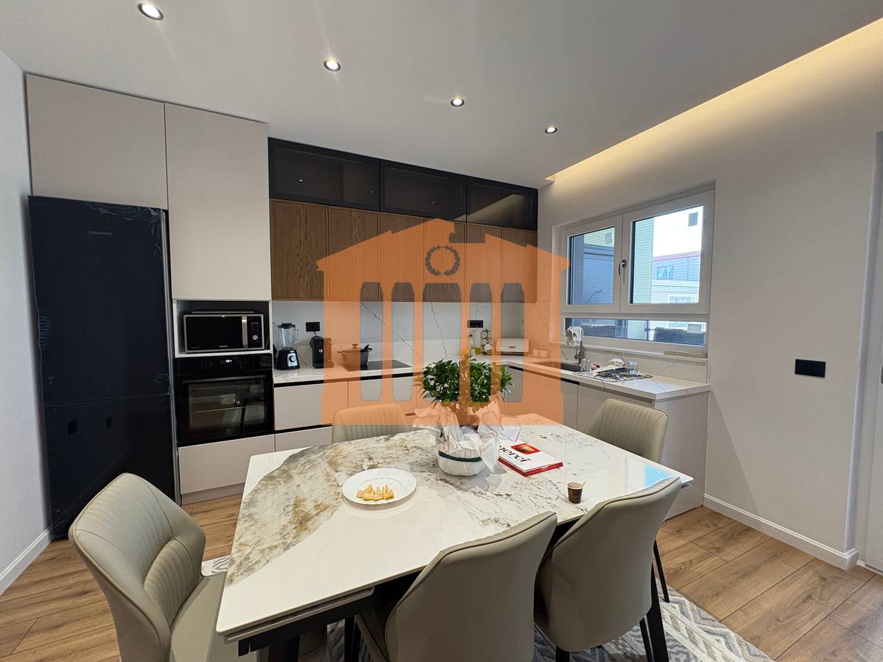 VILE FOR SALE IN "ISH KENETE" DURRES!