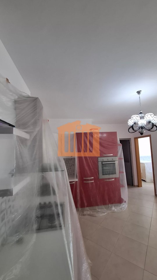 APARTAMENT 1+1 TEK UKD - NE DURRES, PER SHITJE!