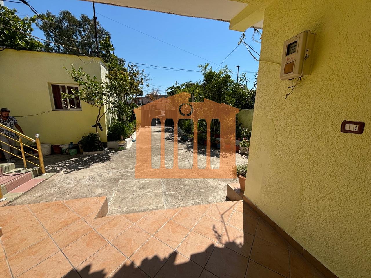KAT VILE  1+1 PRANE KOLEGJIT ENEIDA, DURRES  PER QIRA!