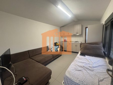 GARSONIERE NE KAVAJE DURRES, PER QIRA !
