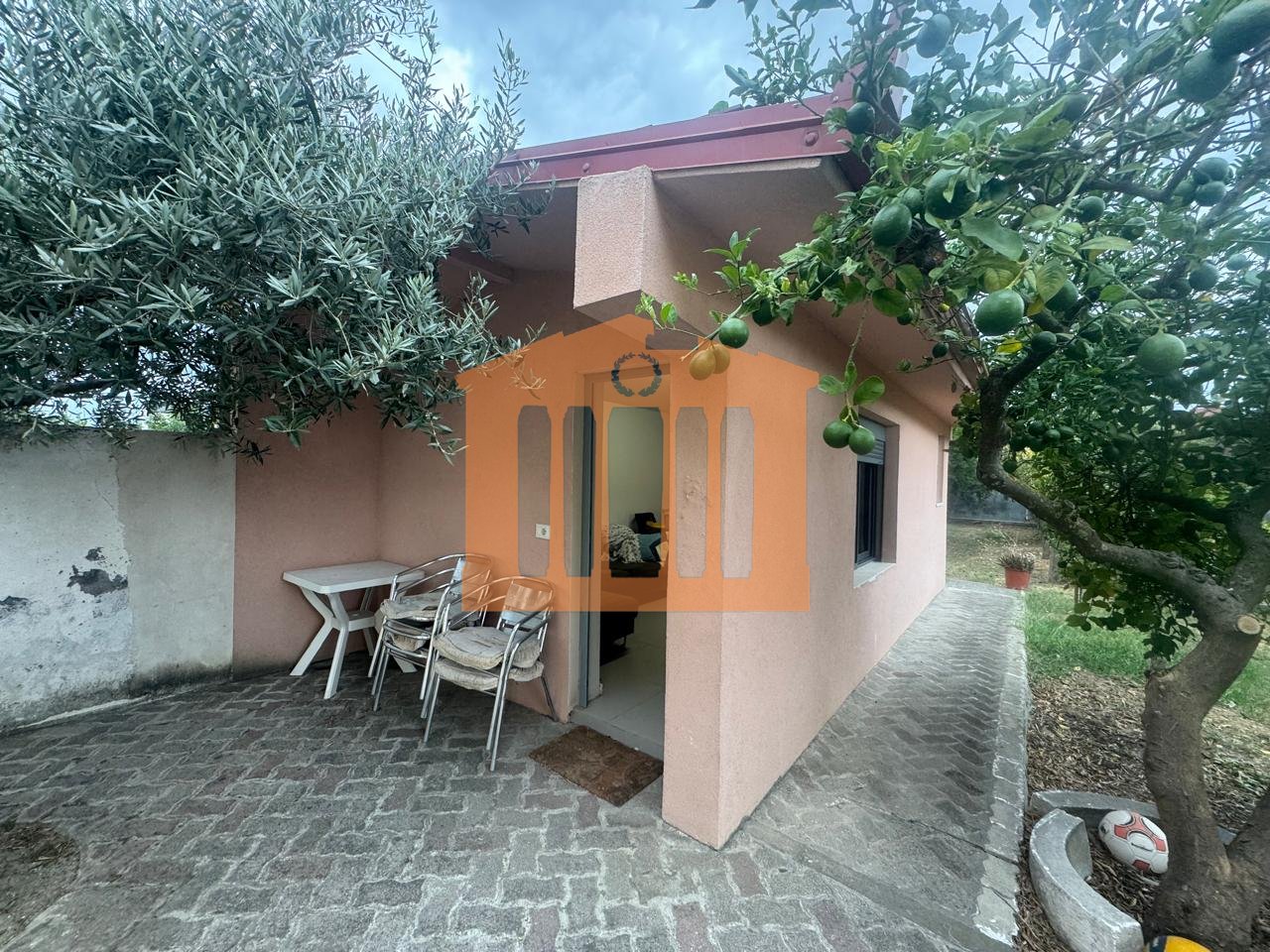 GARSONIERE NE KAVAJE DURRES, PER QIRA !