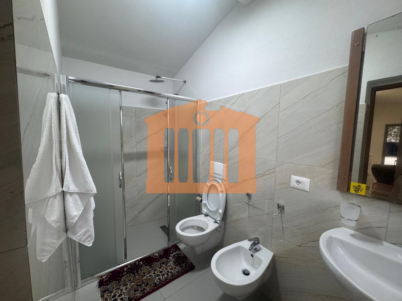 GARSONIERE NE KAVAJE DURRES, PER QIRA !