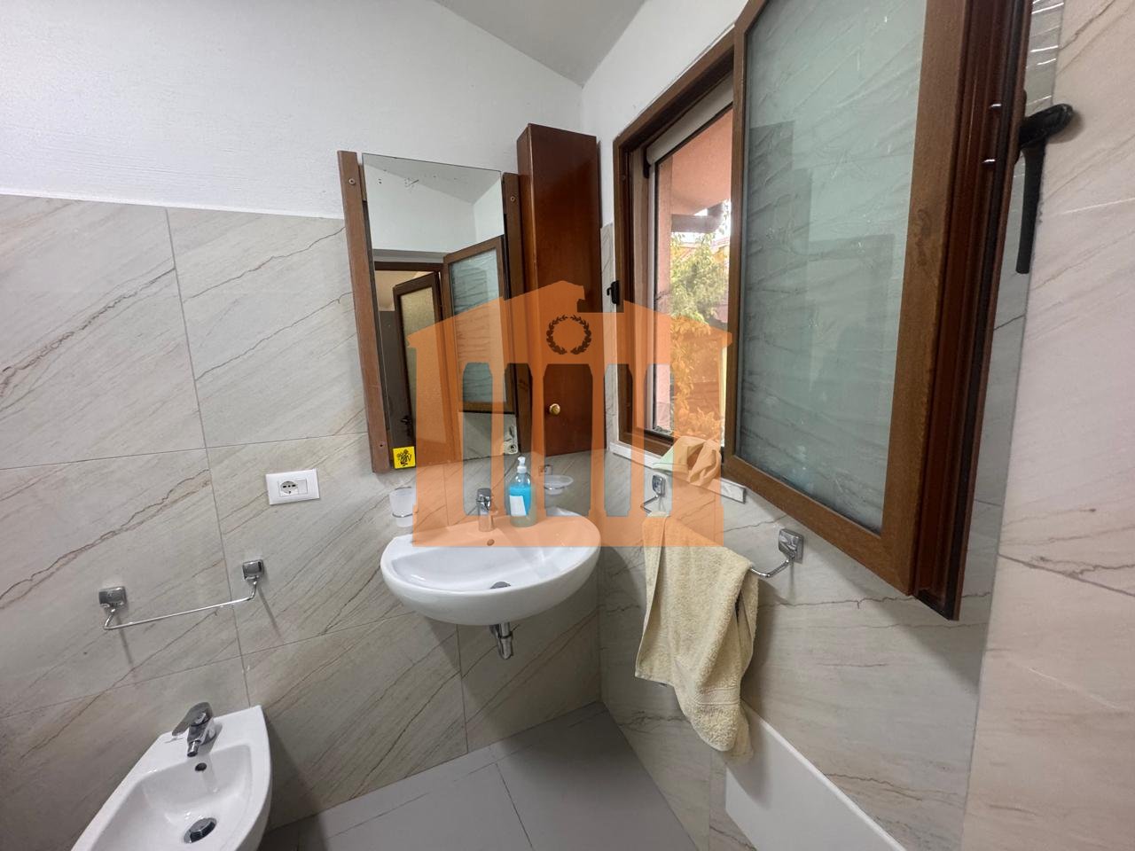 GARSONIERE NE KAVAJE DURRES, PER QIRA !
