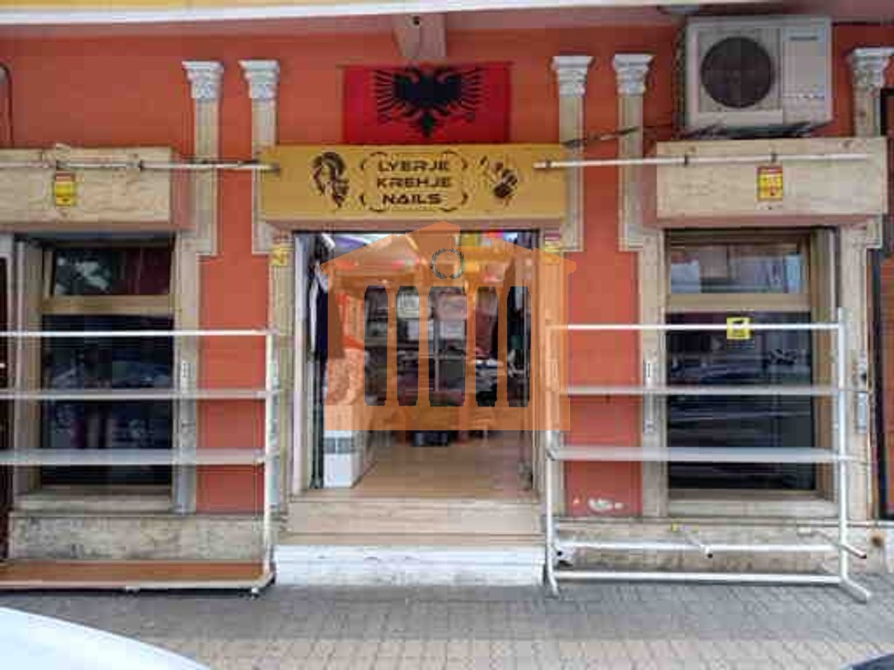 AMBIENT BIZNESI TEK MARKATA PER QIRA !