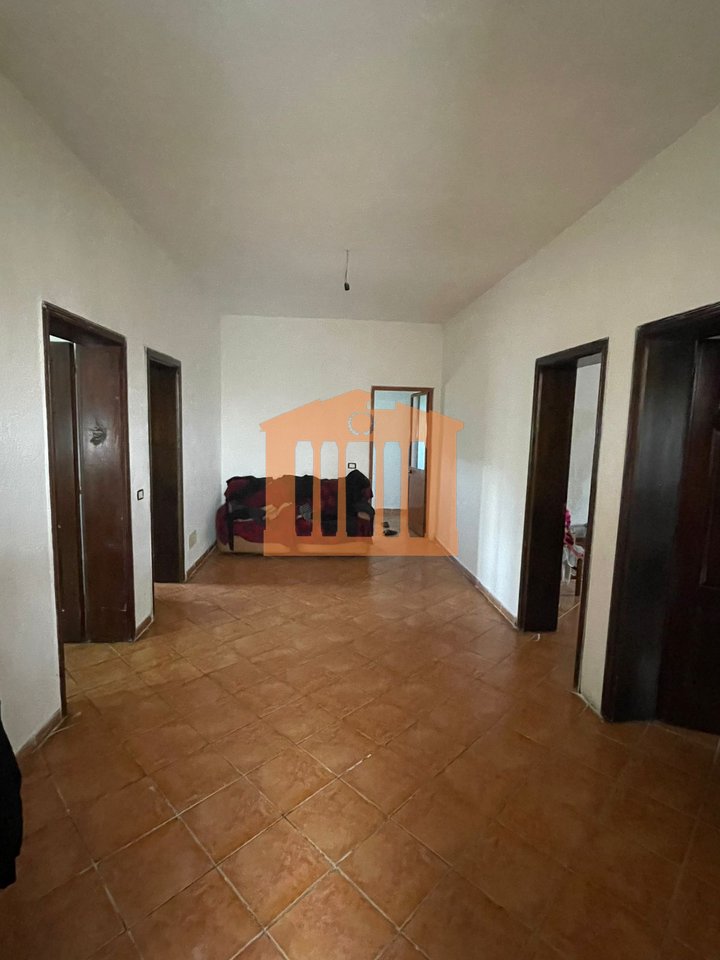 SHTEPI PRIVATE NE SPITALLE DURRES, PER SHITJE!