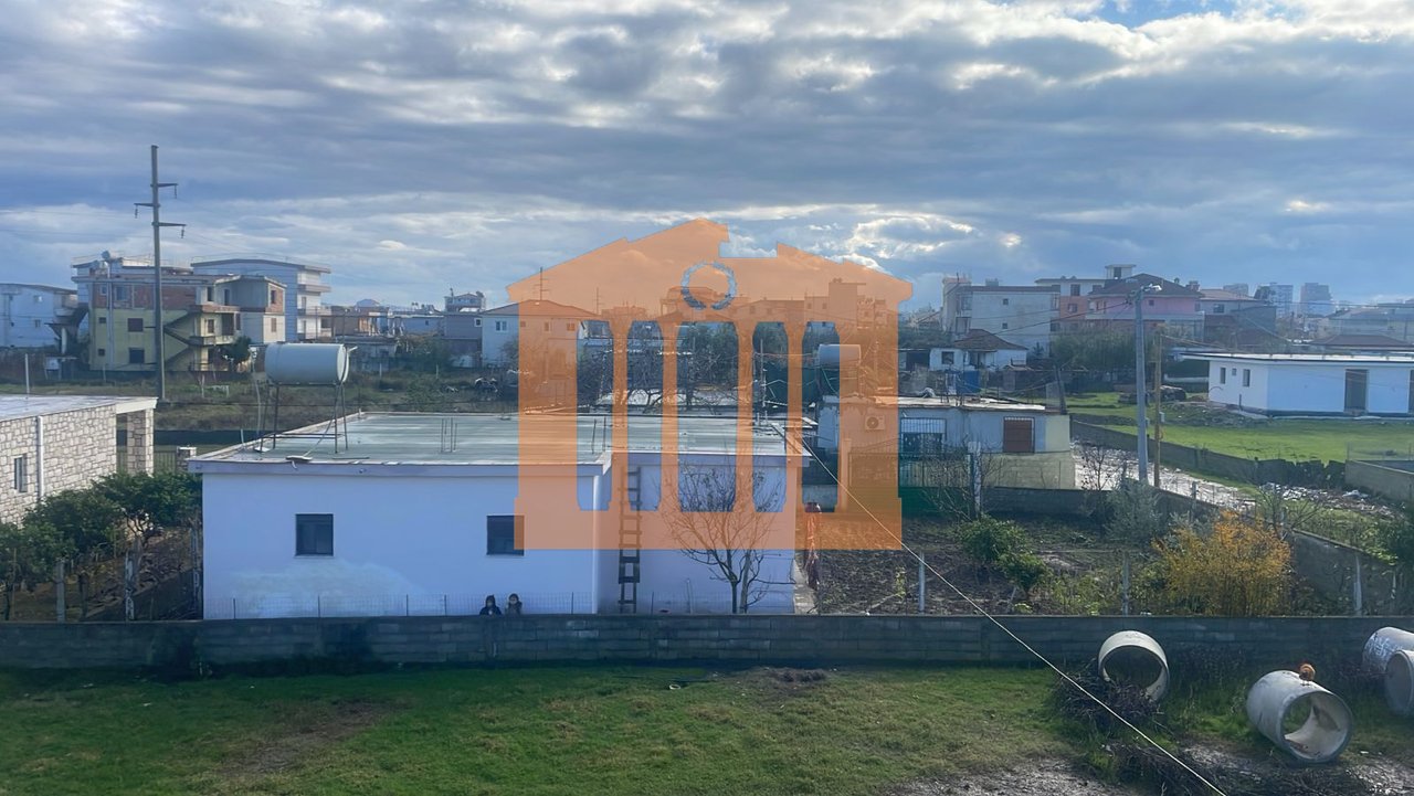 SHTEPI PRIVATE NE SPITALLE DURRES, PER SHITJE!