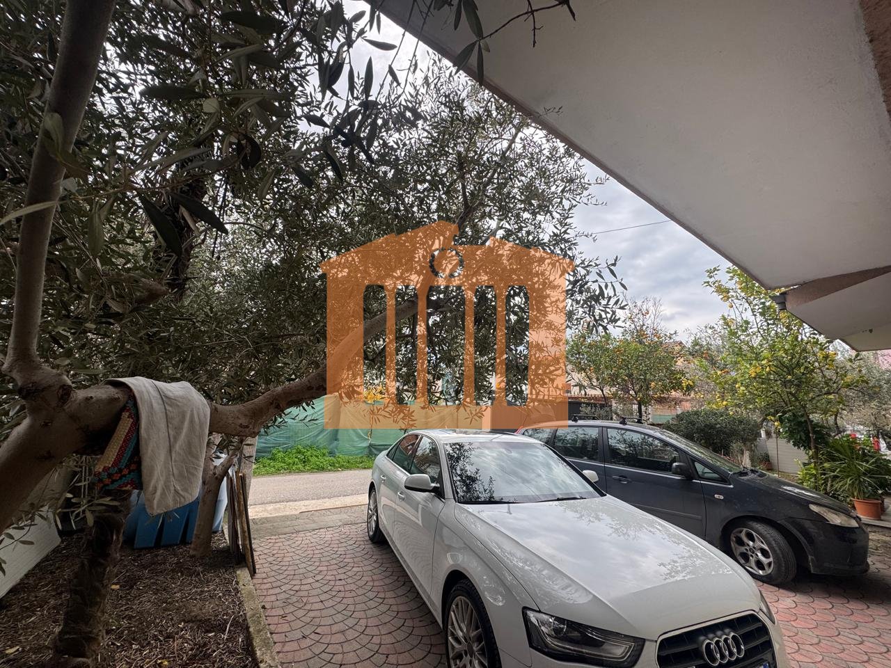 VILE 3 KATESHE NE DURRES, PER SHITJE!