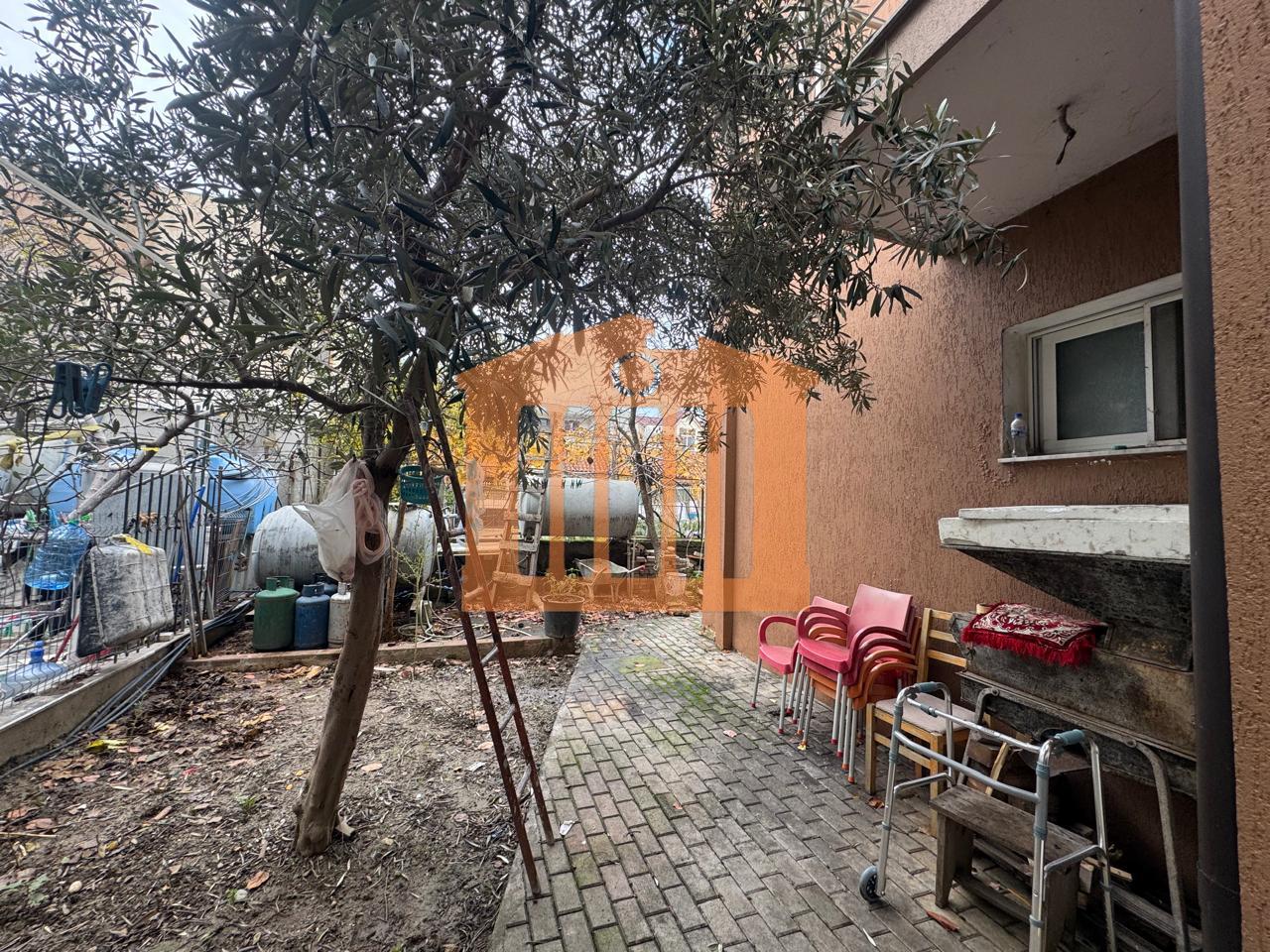 VILE 3 KATESHE NE DURRES, PER SHITJE!