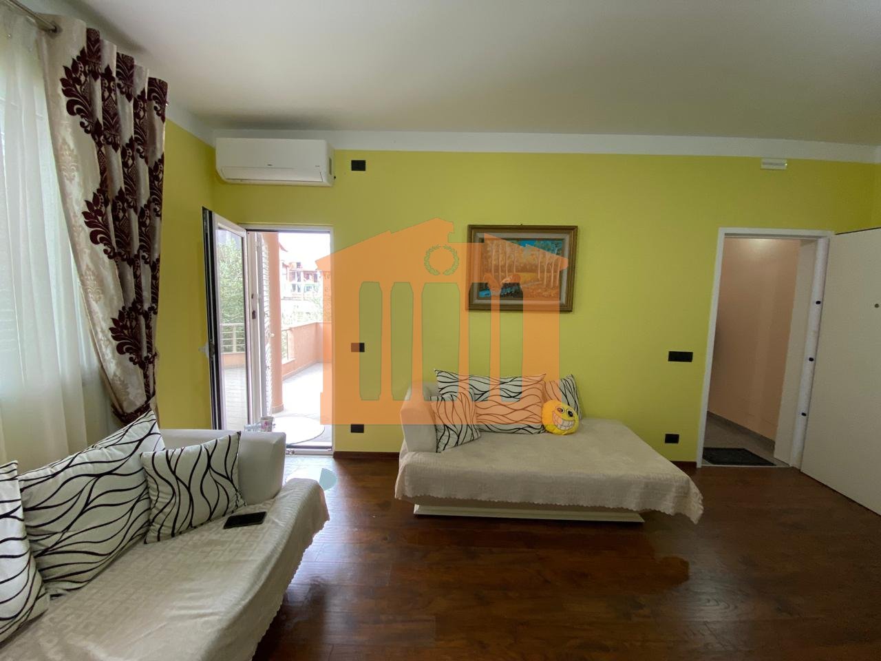 VILE 3 KATESHE NE DURRES, PER SHITJE!