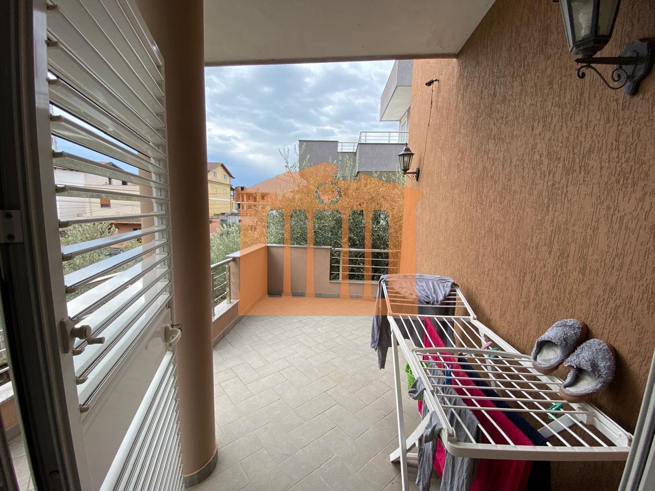 VILE 3 KATESHE NE DURRES, PER SHITJE!