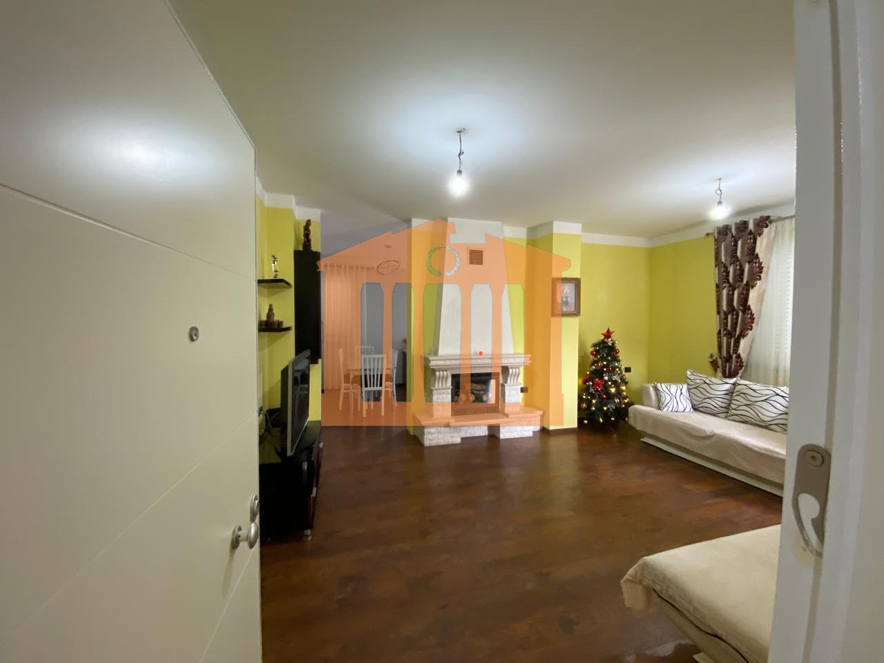 VILE 3 KATESHE NE DURRES, PER SHITJE!