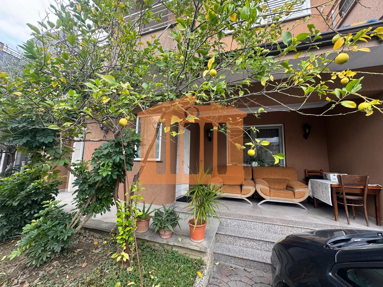 VILE 3 KATESHE NE DURRES, PER SHITJE!