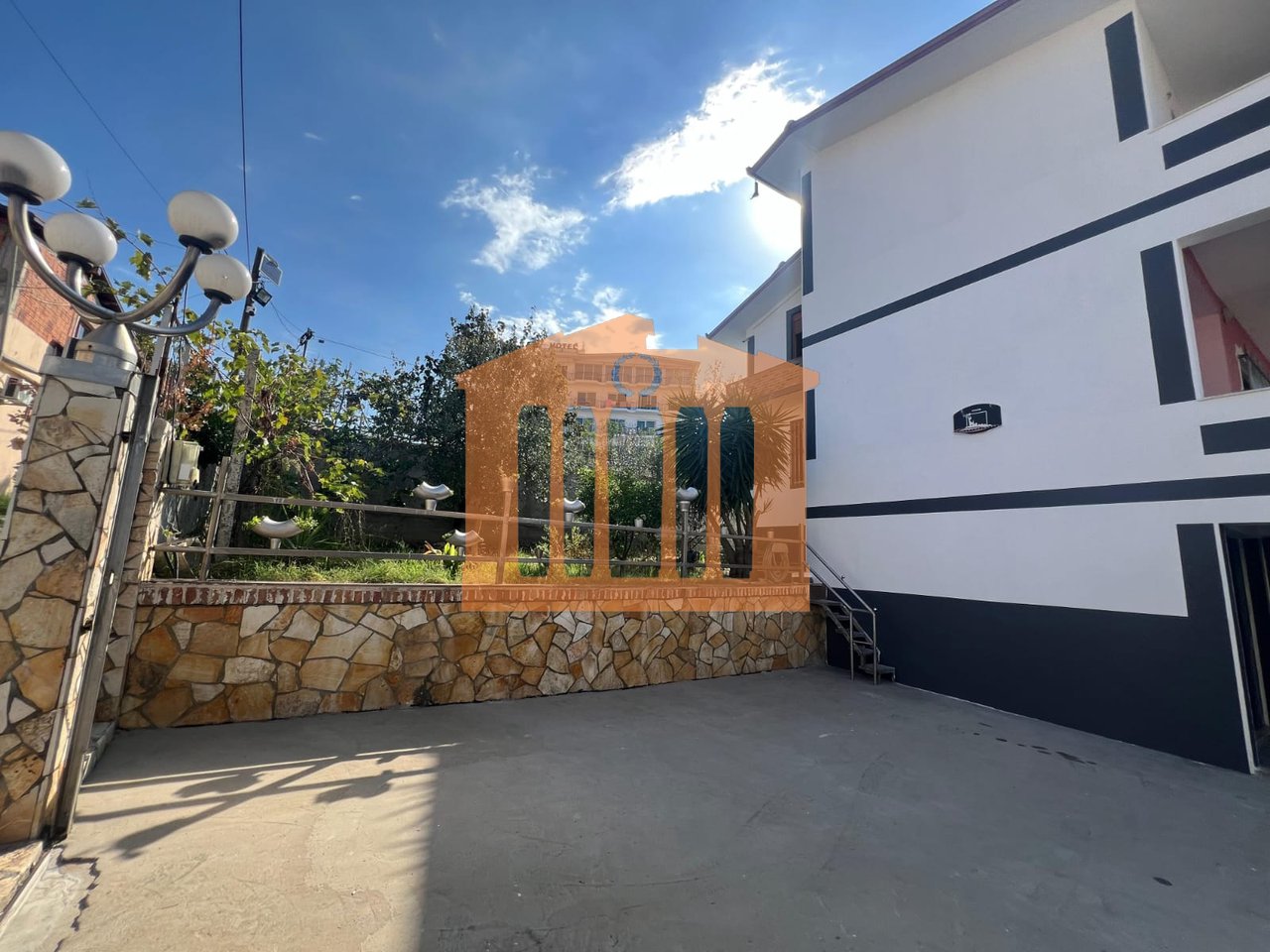 VILE 3 KATESHE NE ARAPAJ - DURRES, PER SHITJE !