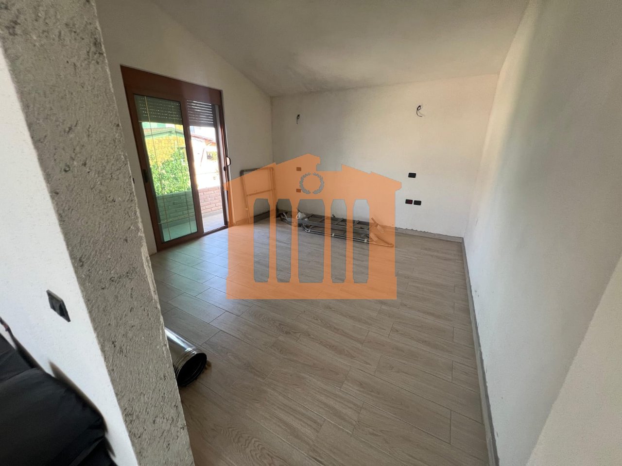 VILE 3 KATESHE NE ARAPAJ - DURRES, PER SHITJE !