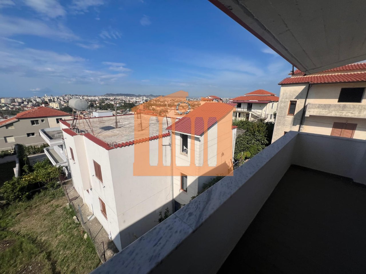 VILE 3 KATESHE NE ARAPAJ - DURRES, PER SHITJE !