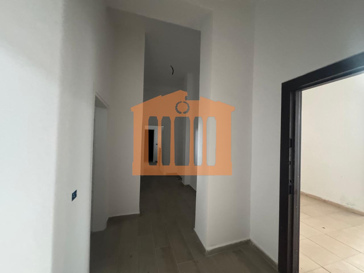 DUPLEX IN VENDITA VICINO ALLA SPIAGGIA, DURAZZO!