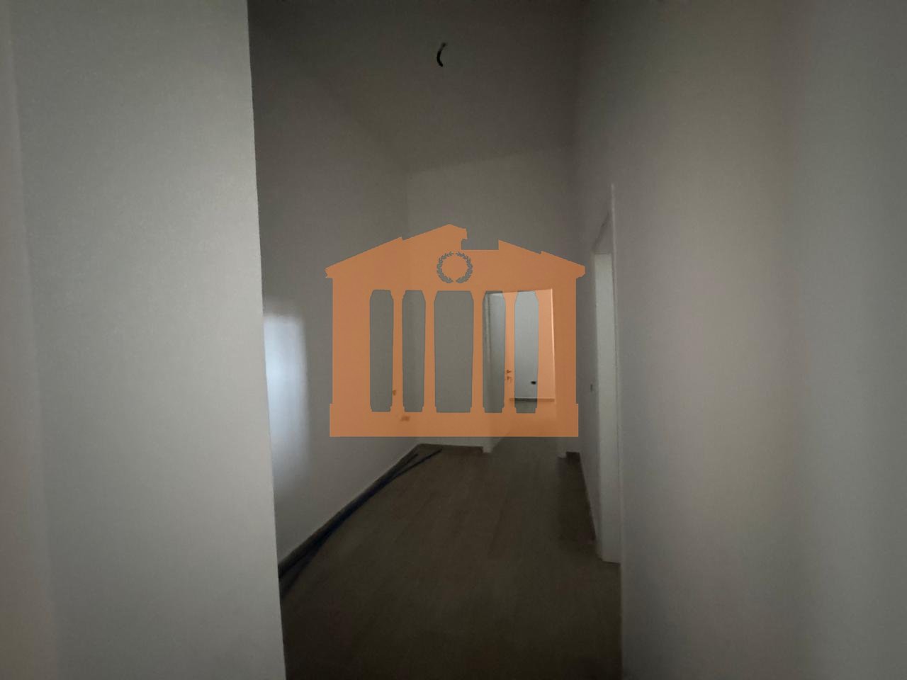 DUPLEX IN VENDITA VICINO ALLA SPIAGGIA, DURAZZO!