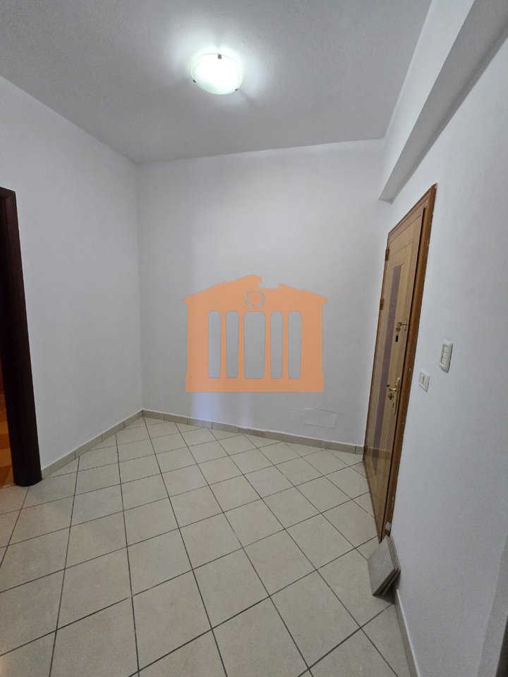 APPARTAMENTO IN CENTRO A DURAZZO IN AFFITTO!