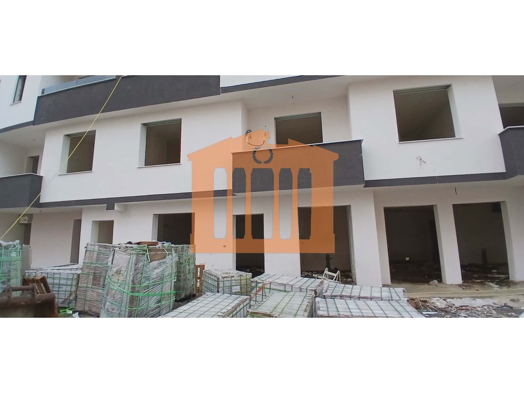 Mieszkanie 3 pokoi 107 m² Golem, Albania