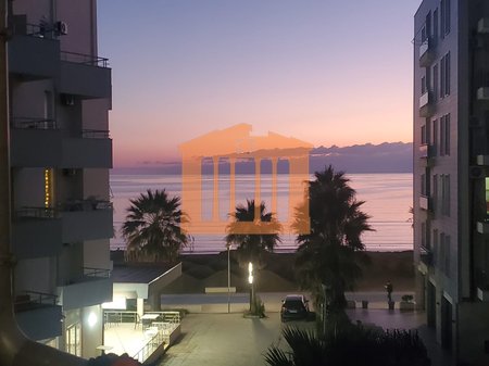 APARTAMENT 2+1+2 ME PAMJE DETI NE PLAZH DURRES , PER QIRA!