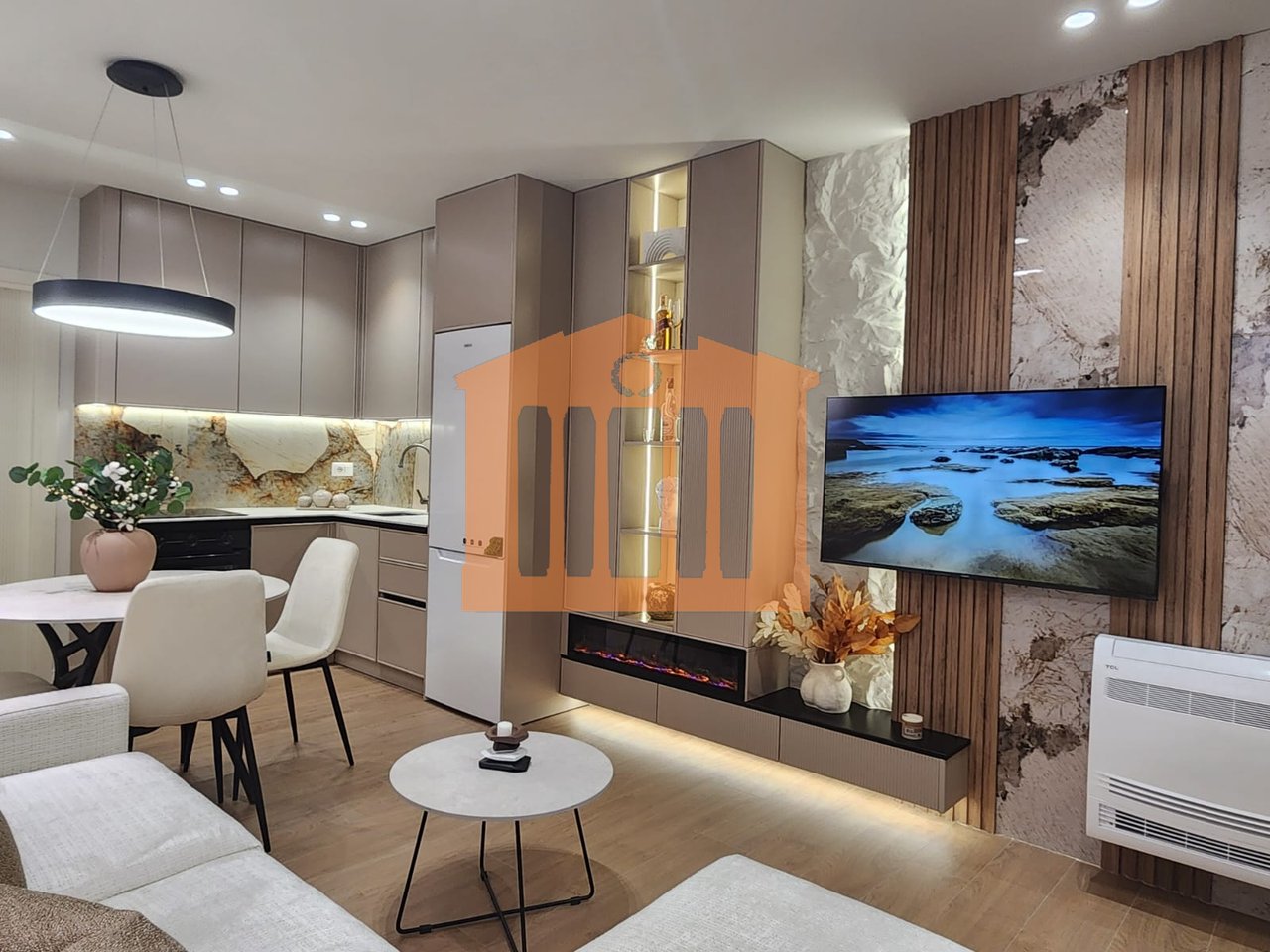 APPARTAMENTO 2+1 VICINO ALLA SPIAGGIA, IN VENDITA!