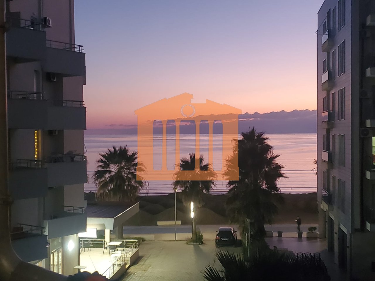 APARTAMENT 2+1+2 ME PAMJE DETI NE PLAZH DURRES , PER QIRA!