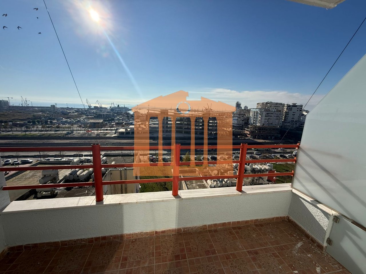 APPARTAMENTO 1+1 VICINO AL CENTRO DI DURAZZO, IN VENDITA!