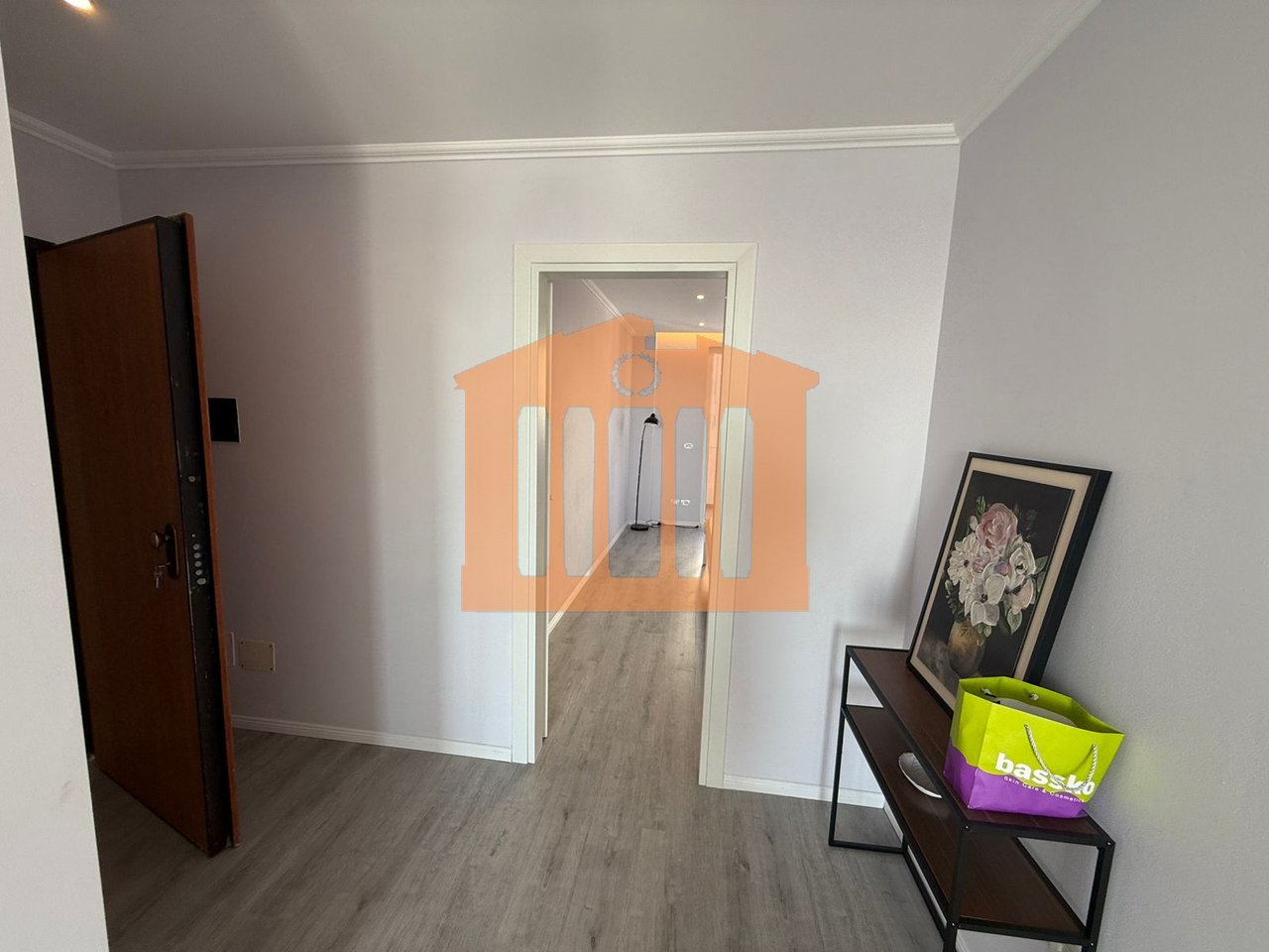 APPARTAMENTO 1+1 VICINO AL CENTRO DI DURAZZO, IN VENDITA!