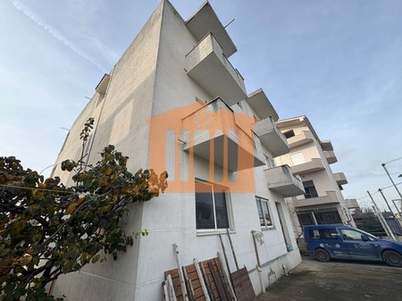 VILE 3 KATESHE NE ARAPAJ - DURRES, PER SHITJE !