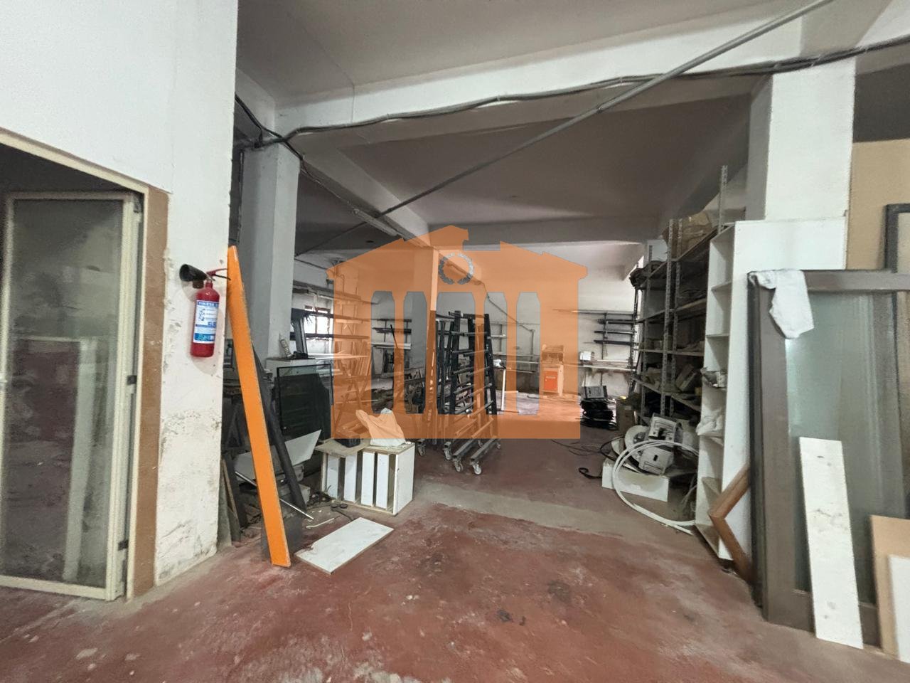 GODINE BIZNESINE XHAFZOTAJ, PER SHITJE!