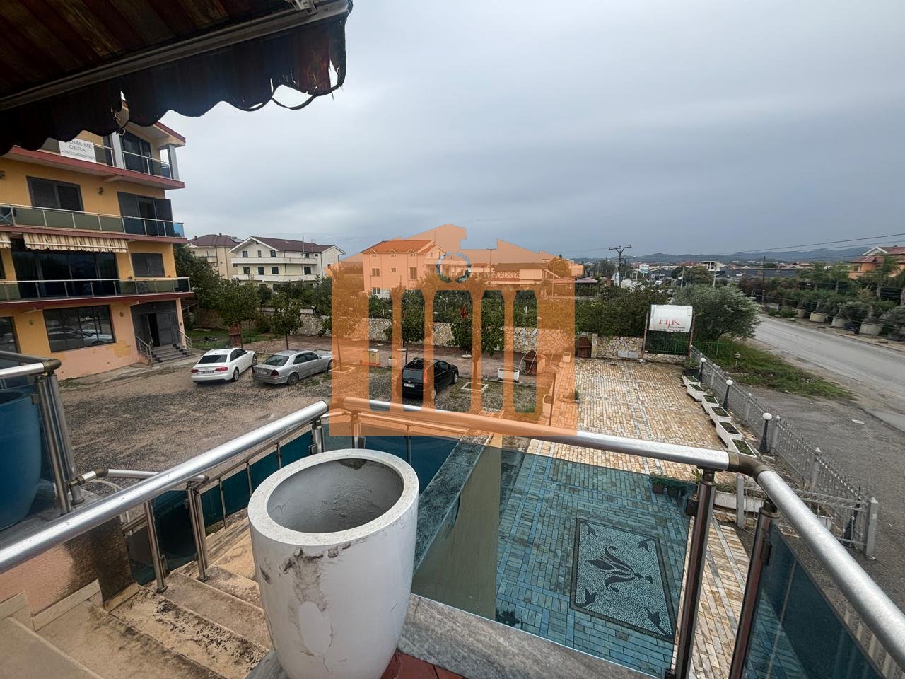 GODINE BIZNESINE XHAFZOTAJ, PER SHITJE!