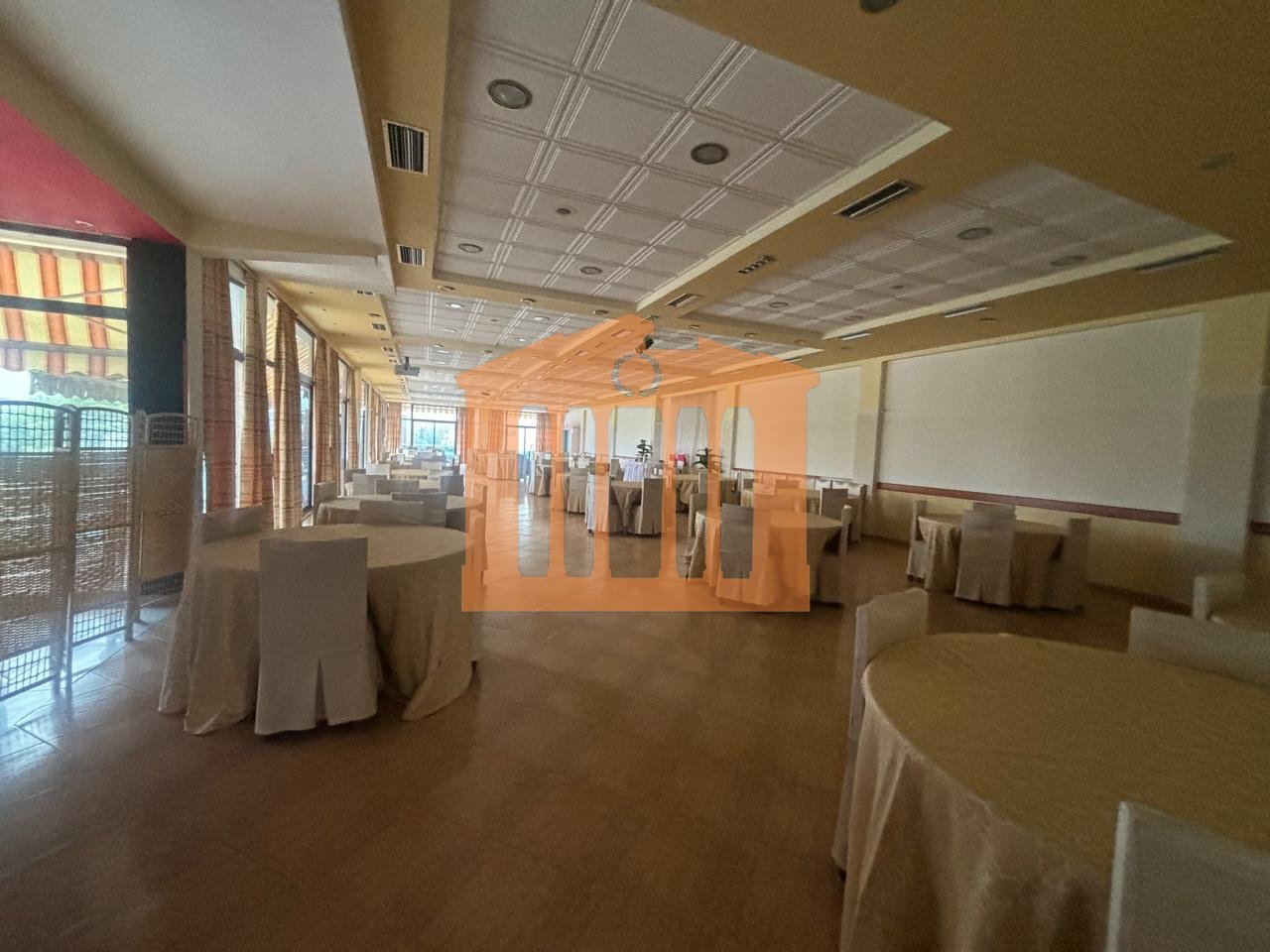 GODINE BIZNESINE XHAFZOTAJ, PER SHITJE!