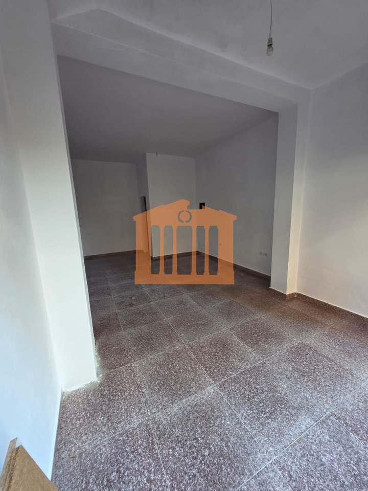 BUSINESS PREMISES ON THE BEACH IN DURRES, FOR SALE!