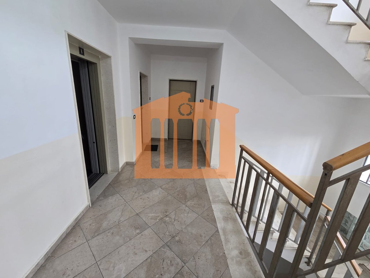 APPARTAMENTO 2+1+2 VICINO AL CENTRO IN VENDITA!