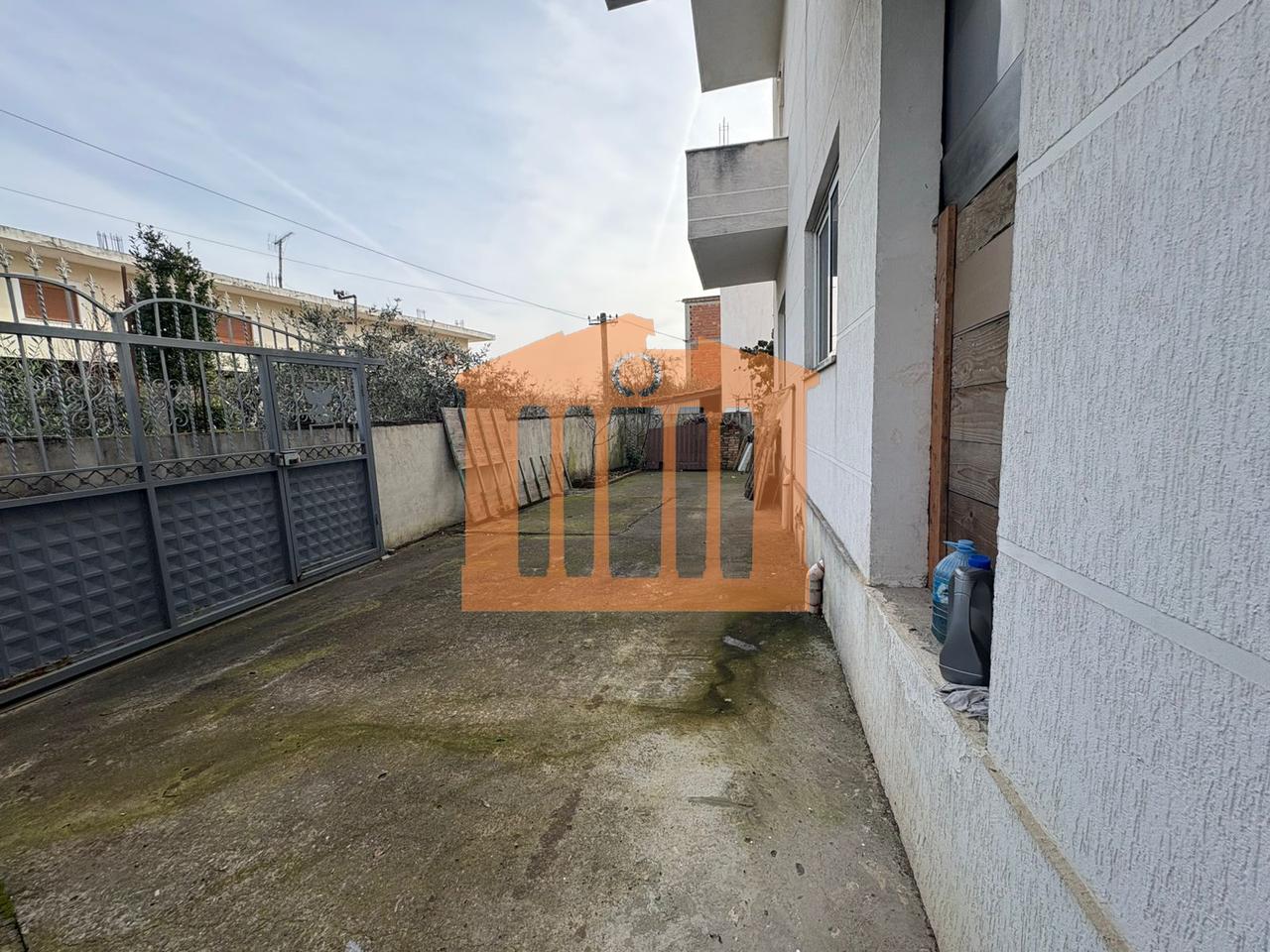 VILE 3 KATESHE NE ARAPAJ - DURRES, PER SHITJE !