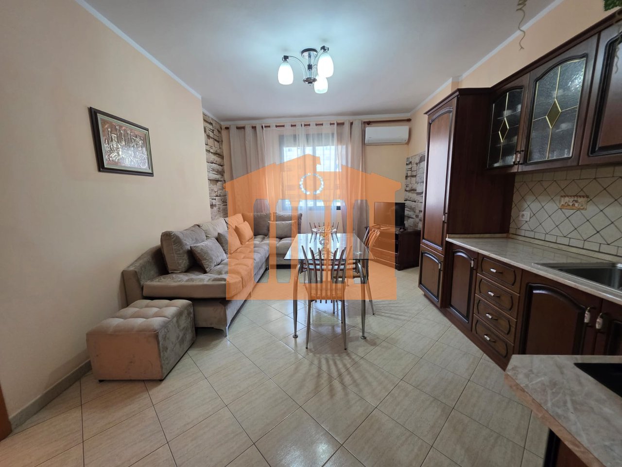 APARTAMENT 2+1 NE VOLLGA DURRES, PER QIRA!