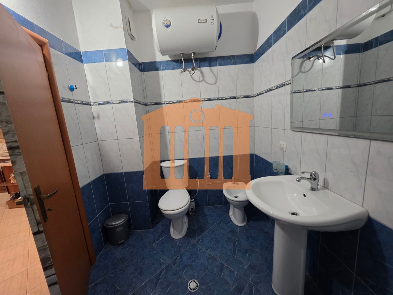 APARTAMENT 2+1 NE VOLLGA DURRES, PER QIRA!